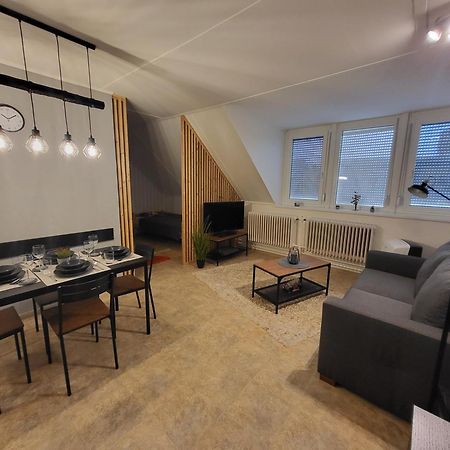Bohemi Apartman Mosonmagyarovar Exterior foto